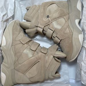 Isabel Marant Balskee Suede Sneakers